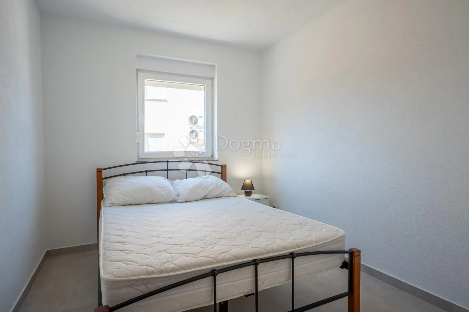 klimno, apartman na samo 250m od mora - slika 8