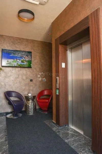 prodaje se hotel u senju 4* - slika 10