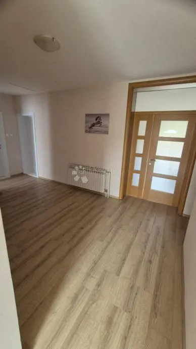 prodaja novoadaptirane kuće s poslovnim prostorom, novigrad podravski, 282m2, - slika 6