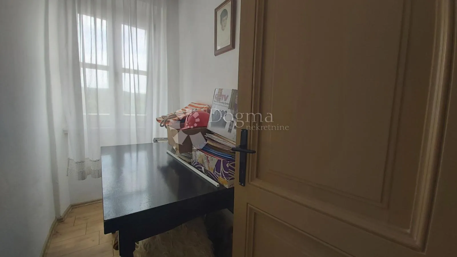 kuća u nizu s pogledom na labin - slika 12