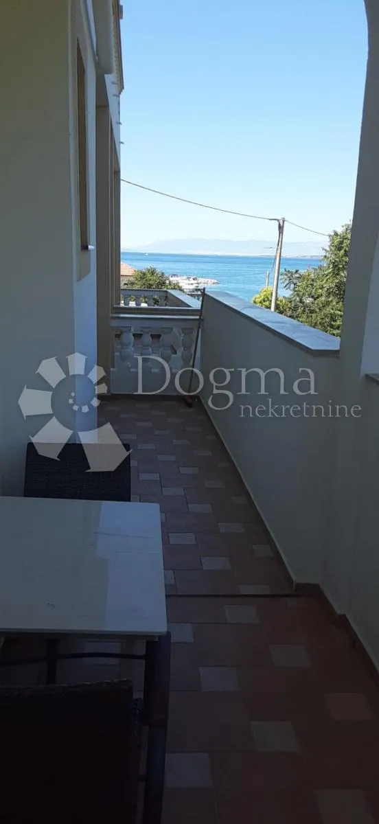 odlična prilika za iznajmljivanje i miran život!!! - slika 16