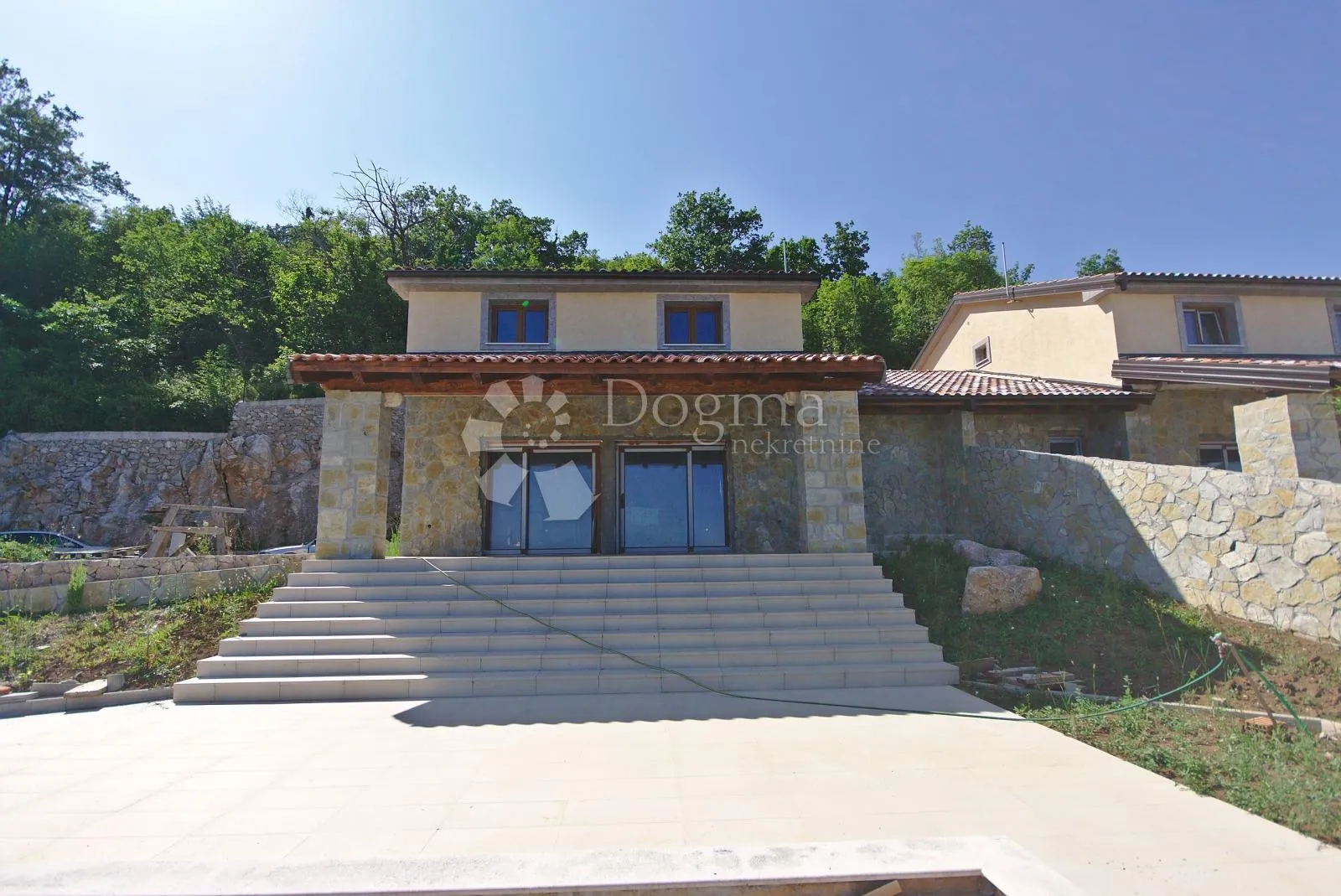 Opatija, Poljane- Kuća Sa Dva Dvoetažna Stana Dva Bazena I Panoramski Pogled! - Poljane, Opatija