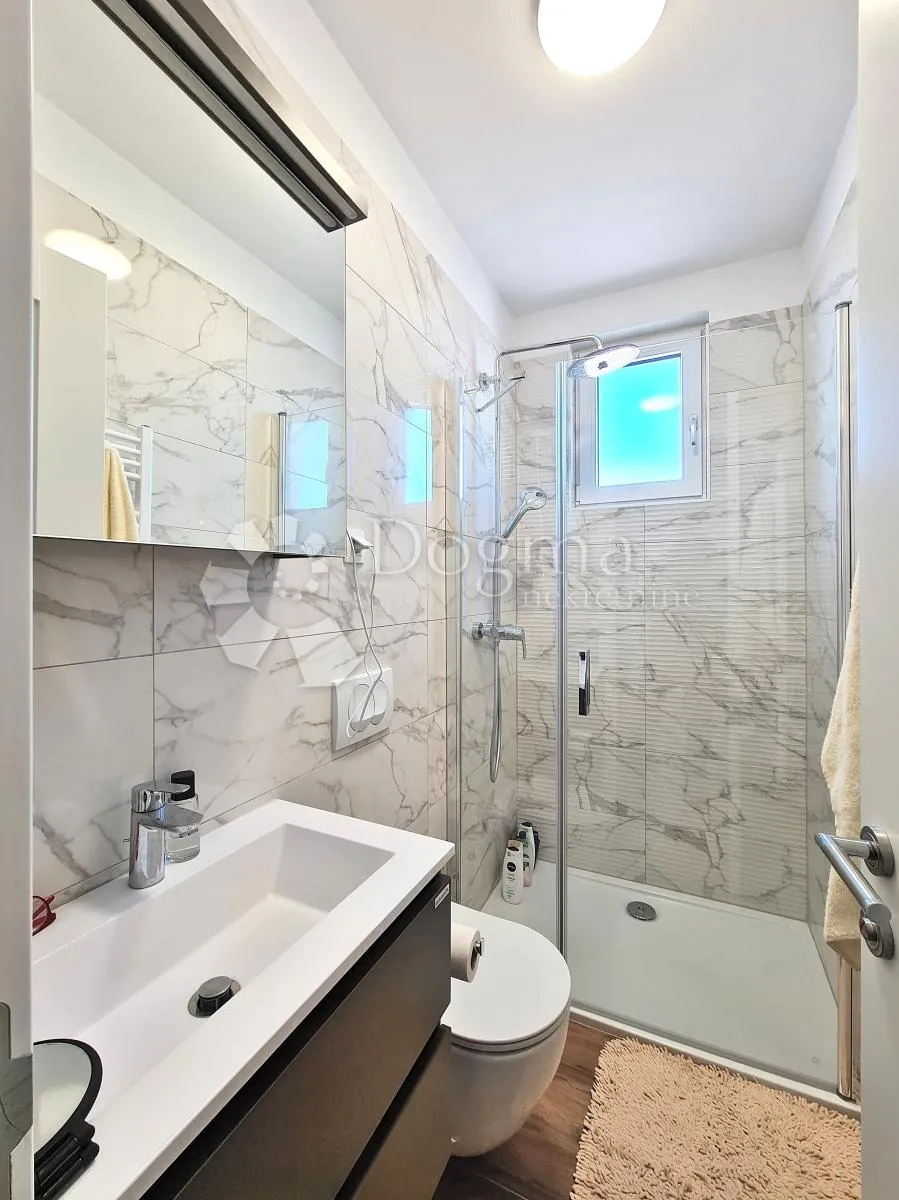crikvenica ,penthouse 3s+db,velika garaža - slika 44