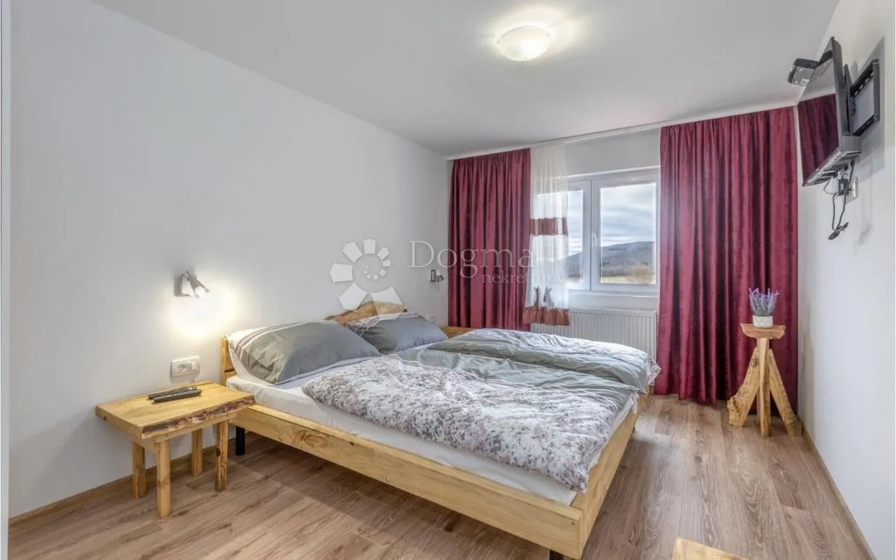 gospodarsko imanje u okolici otočca - slika 22