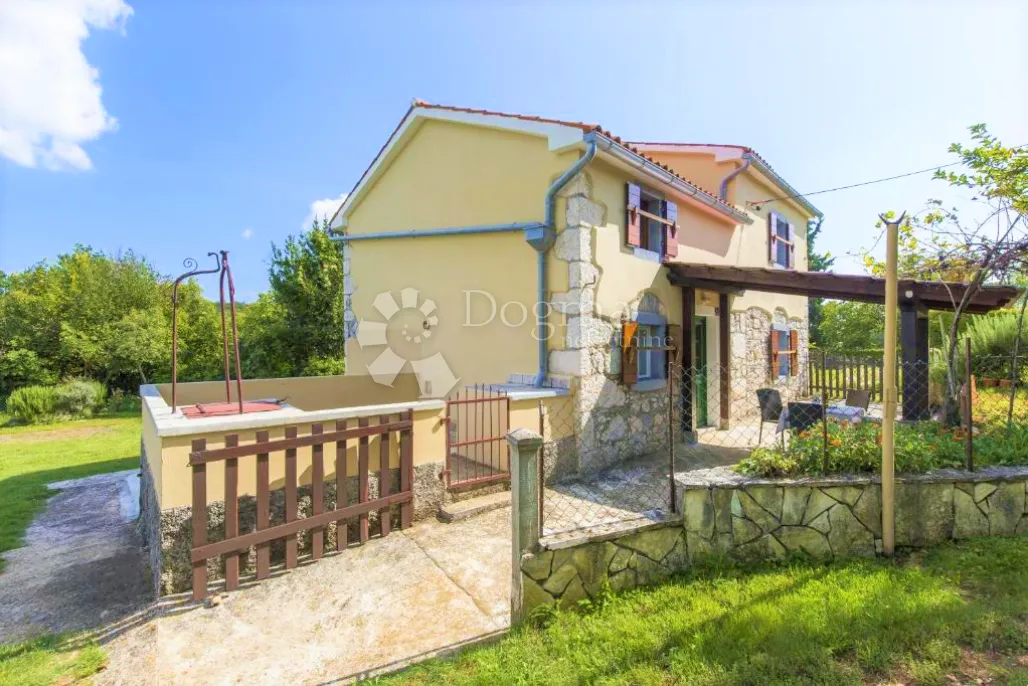 Romantična Kamena Kuća Na Mirnoj Lokaciji - Labin