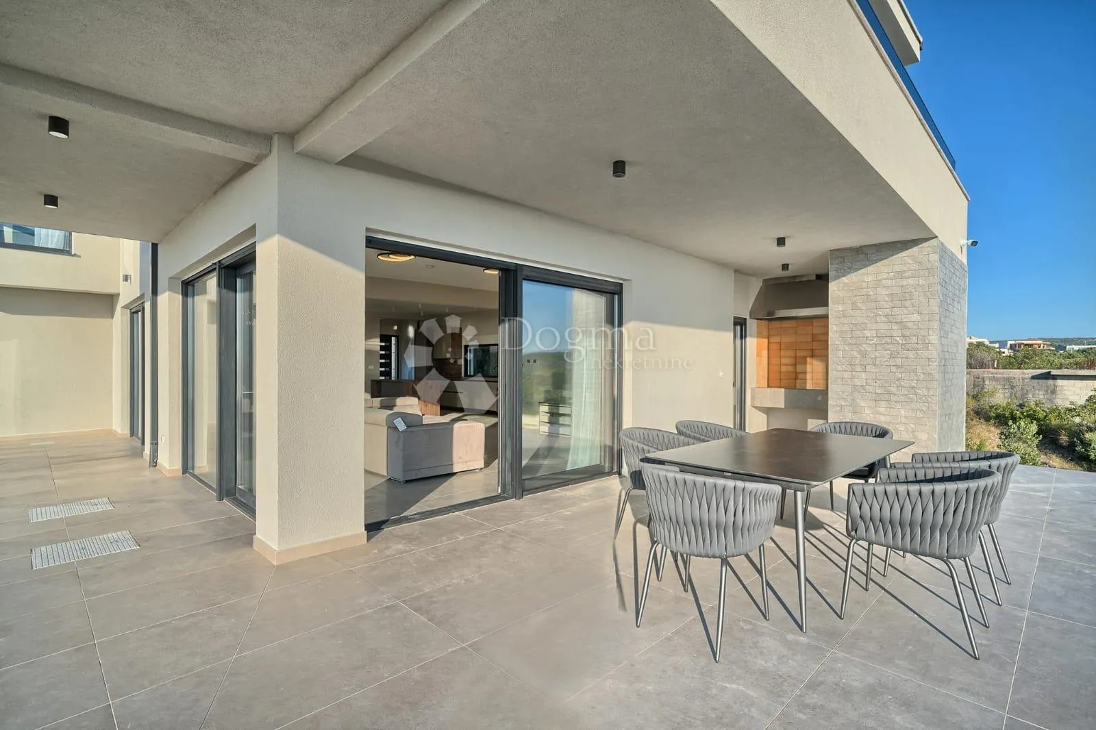 primošten - top villa s bazenom i pogledom na primošten - slika 24