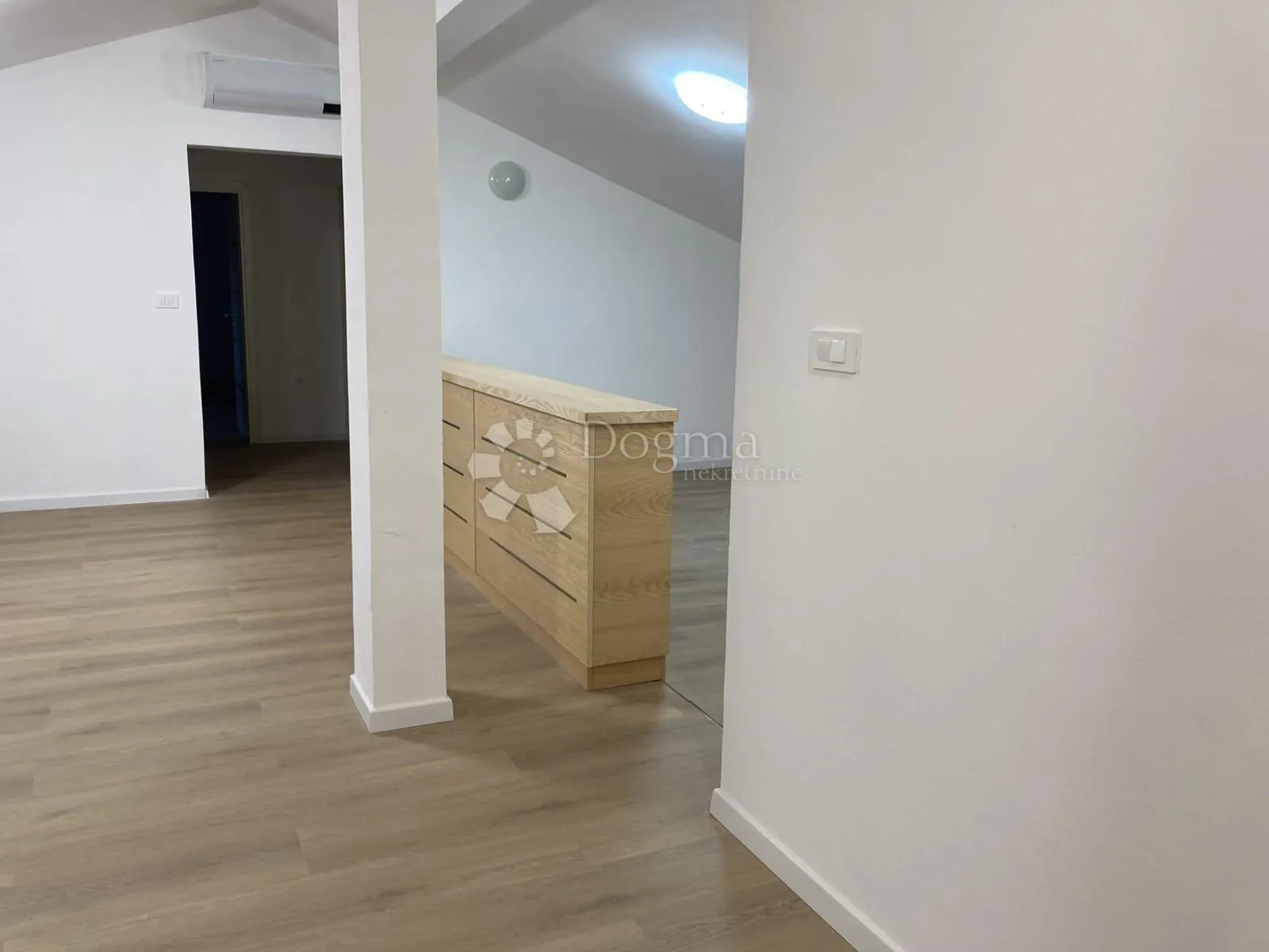 rovinj - moderan stan u mirnom naselju - slika 17