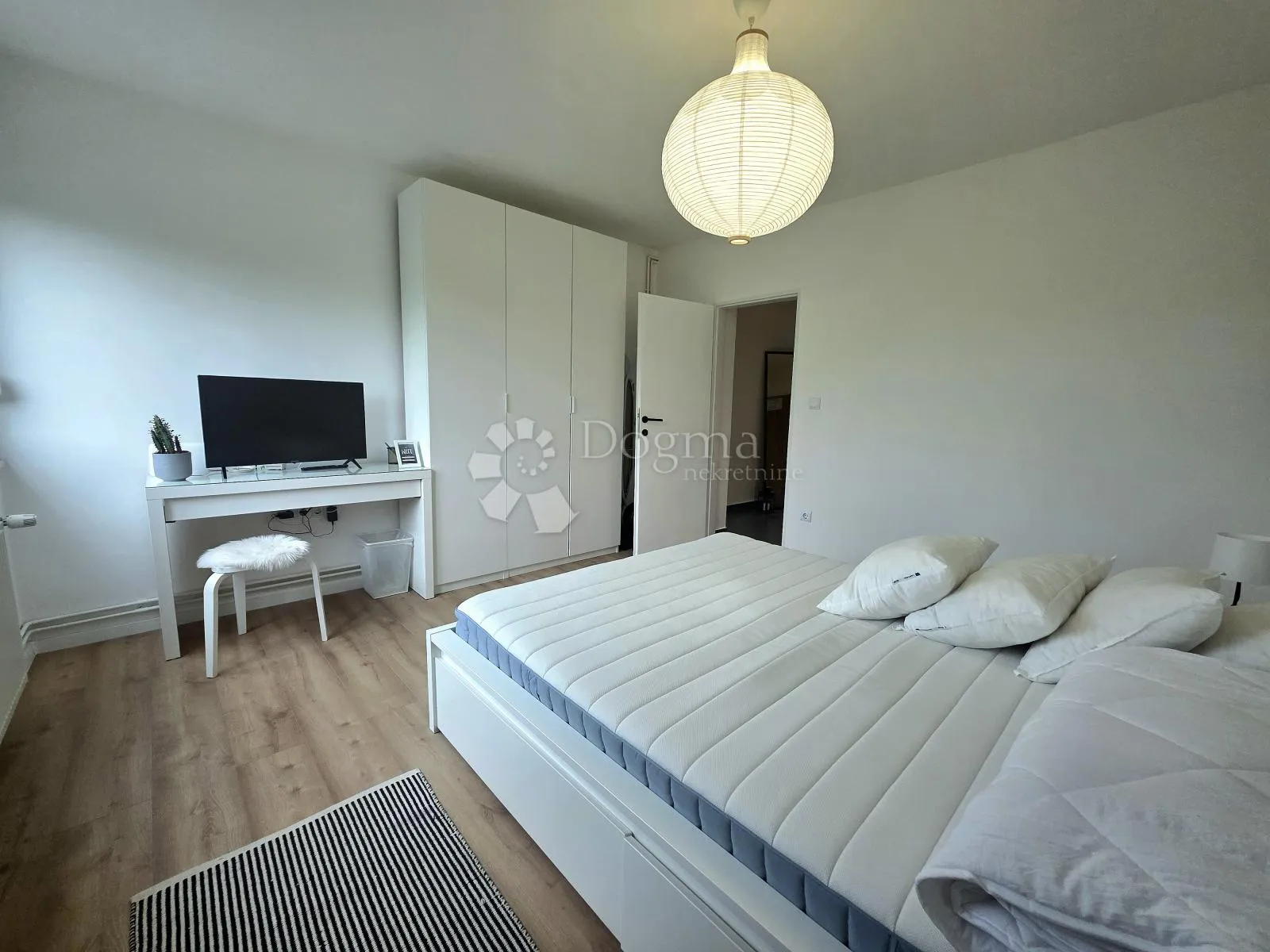 prodaja, stan, karlovac, nkp 51 m2, kompletno novouređen, novi centar - slika 11