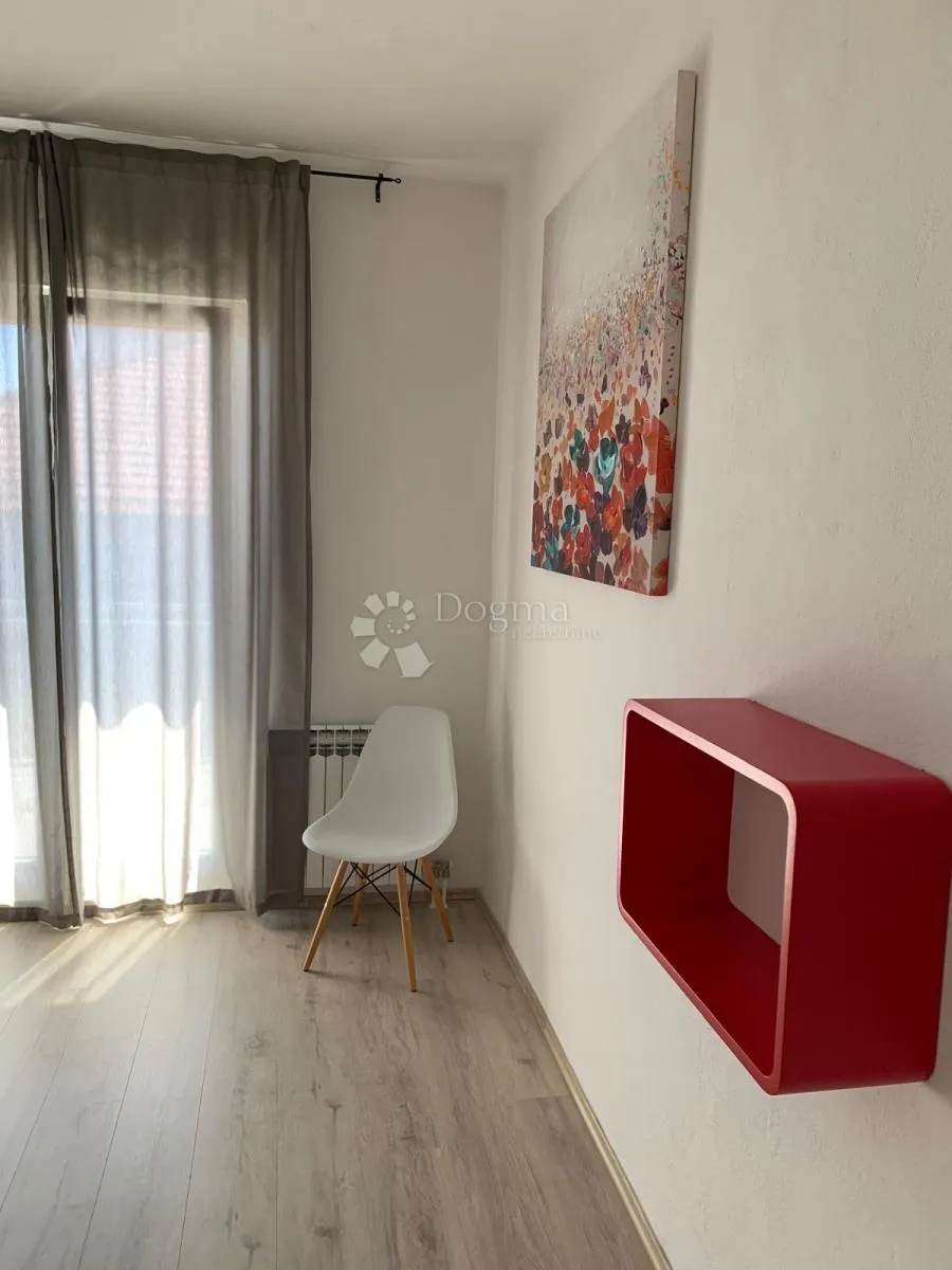 zadar, borik, prostran stan s garažom - slika 3