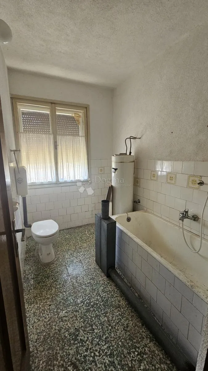 kuća, vrbovsko, 180 m2, velika okućnica - slika 8