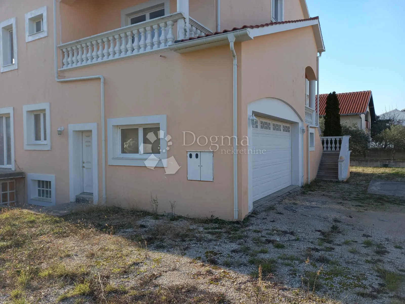 vodice - kuća 800 m2 odlična prilika - slika 17