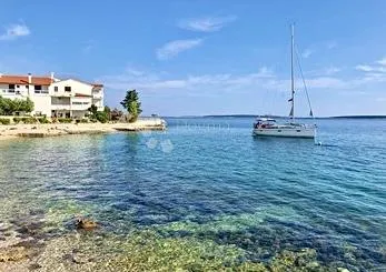 profinjena estetika: novi stan s terasom, pogledom na more i urednom dokumentacijom - slika 8
