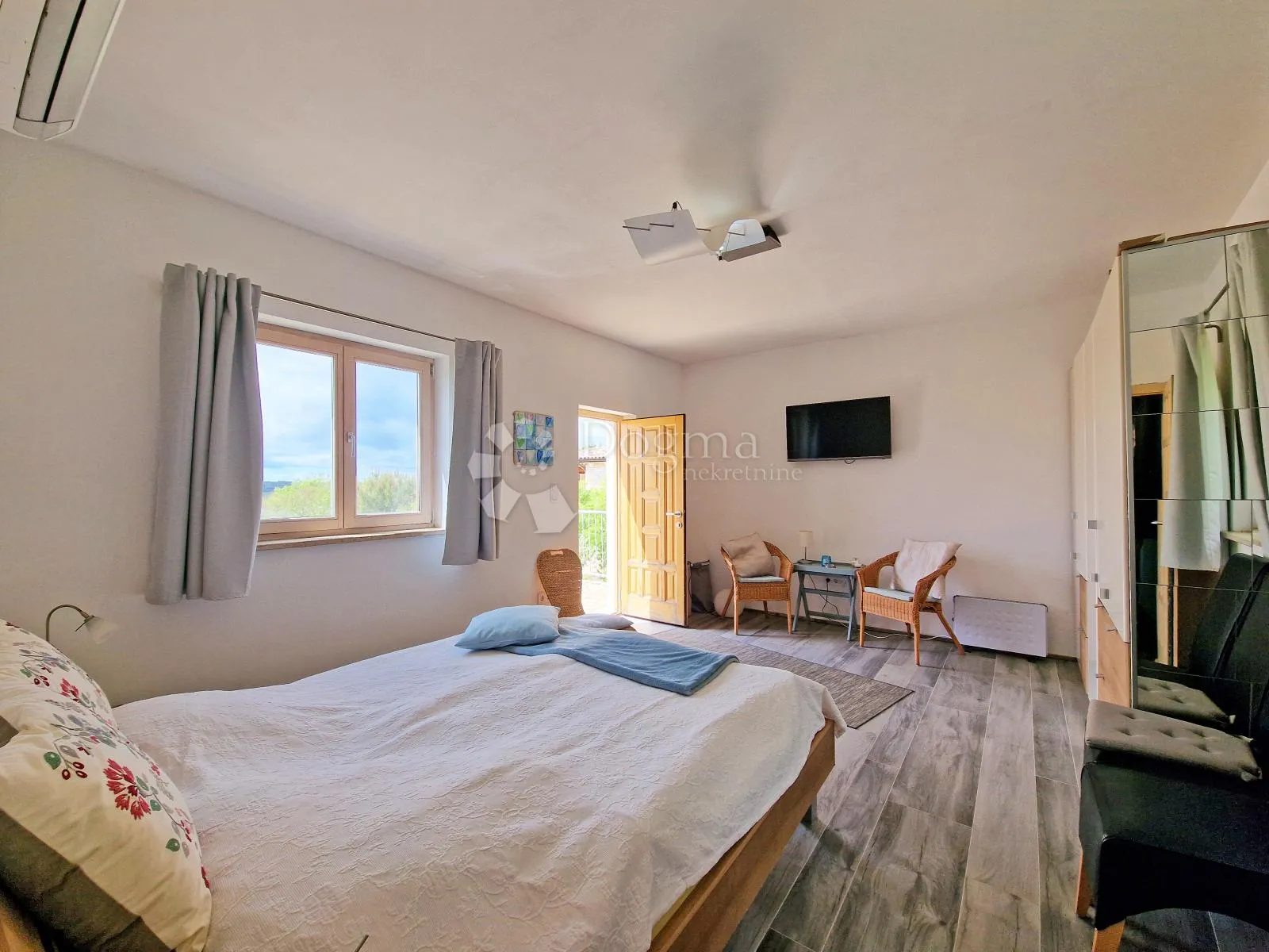 kuća sa panoramskim pogledom i na 200m od mora! - slika 15