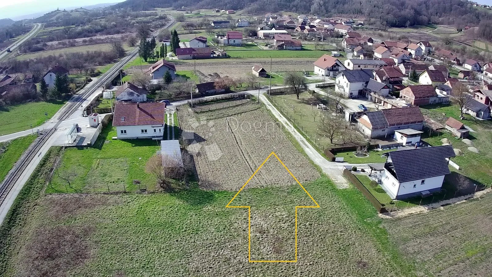 izvrsno građevinsko zemljište 1.248m² u blizini zaboka - slika 3