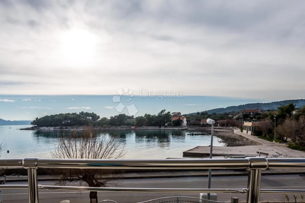 samo u dogmi! hvar, 10m od plaže, prekrasna kuća sa 4 apartmana - slika 8