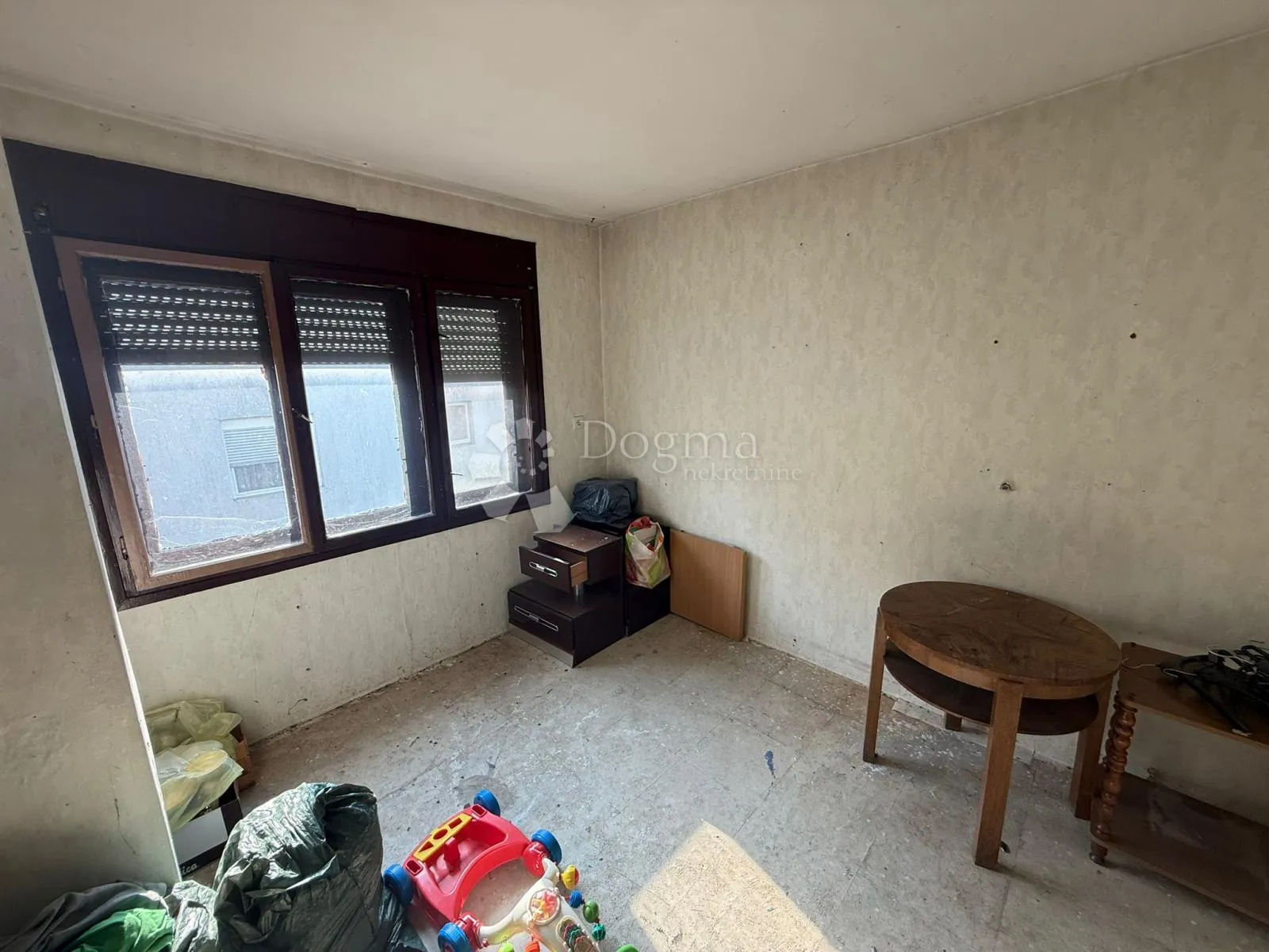 kuća za adaptaciju s velikim zemljištem - slika 11