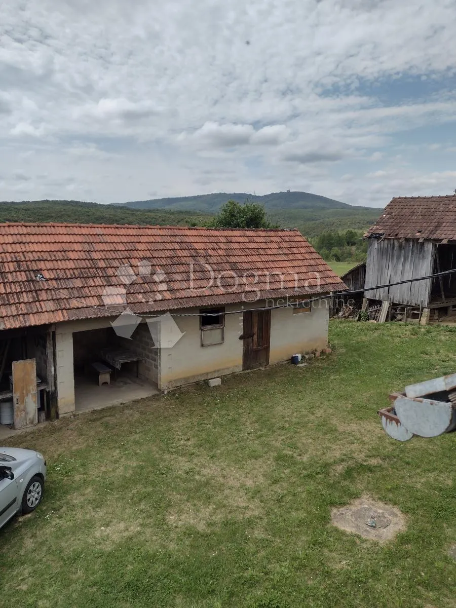 kuća s pogledom na petrovu goru i besplatnim vodovodom - slika 2