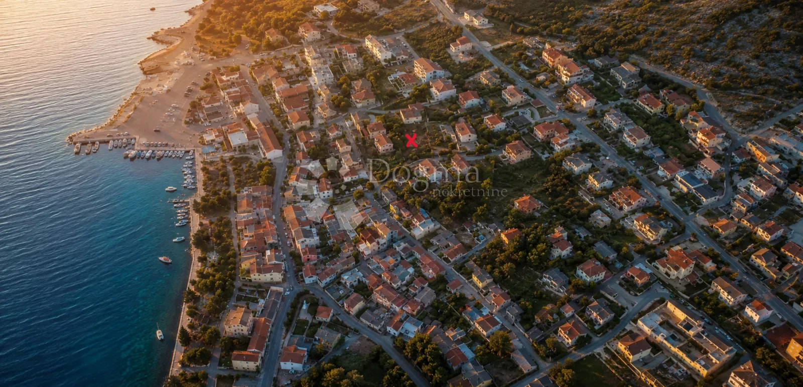 pag centar- app na odličnoj lokaciji, pogled , parking - slika 9