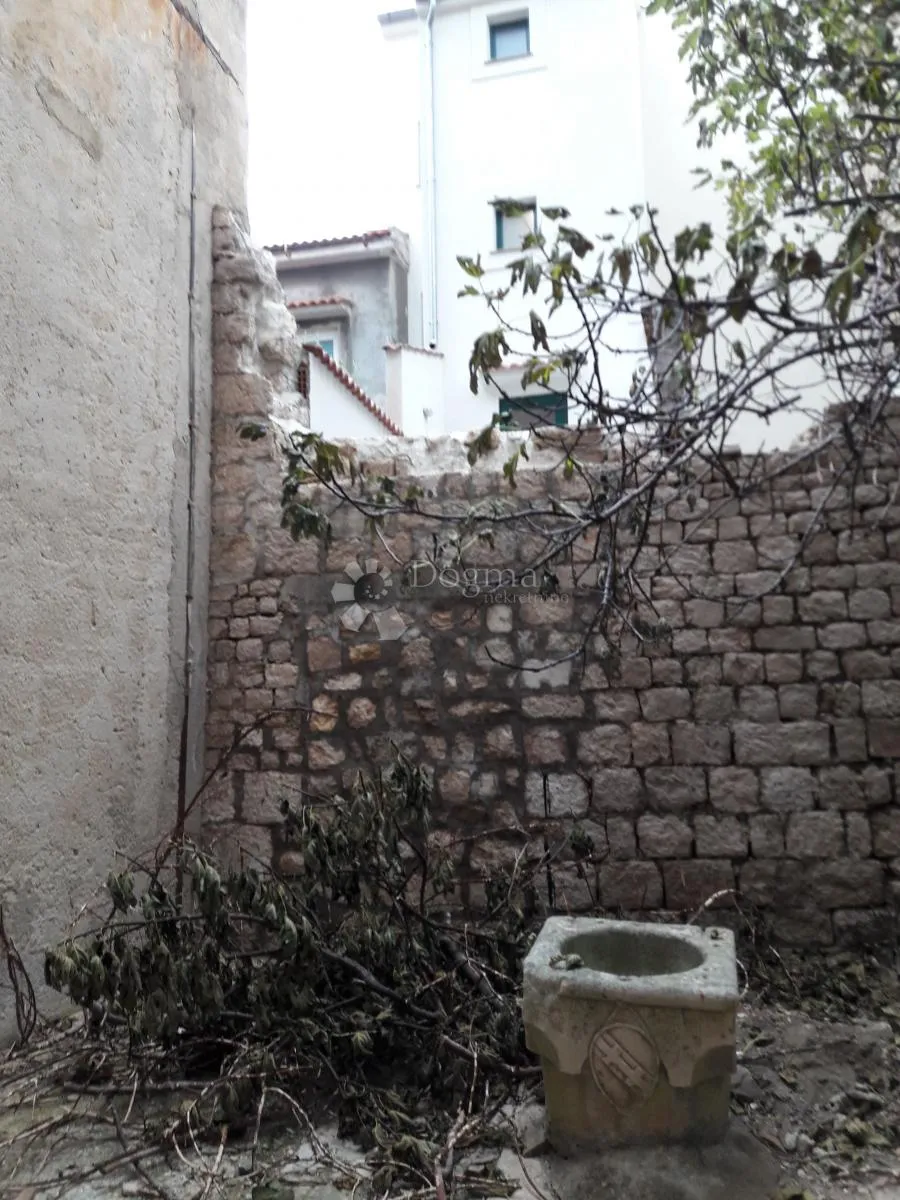 palača iz xv.st., pag - slika 14