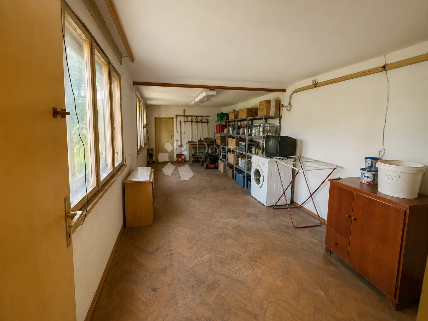 kuća za adaptaciju u biškupcu - slika 6