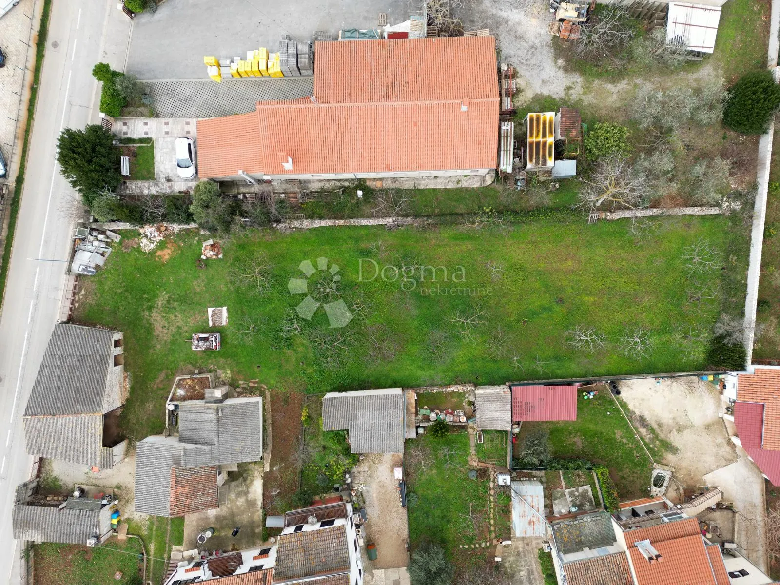vodnjan - građevinsko zemljište s gospodarskom zgradom - slika 8