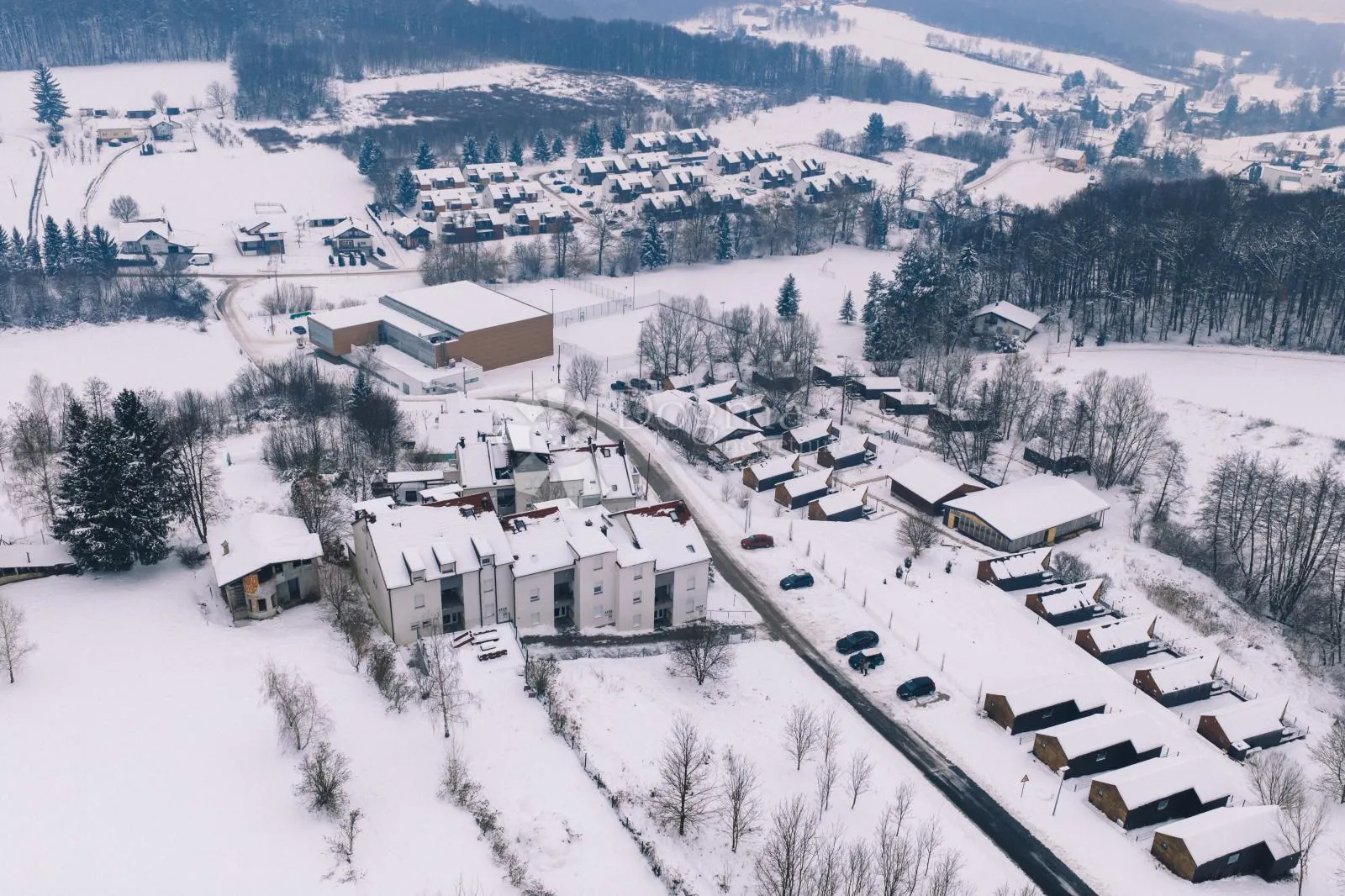 top destinacija + luksuzno uređenje = savršen stan za život i prihod - slika 23