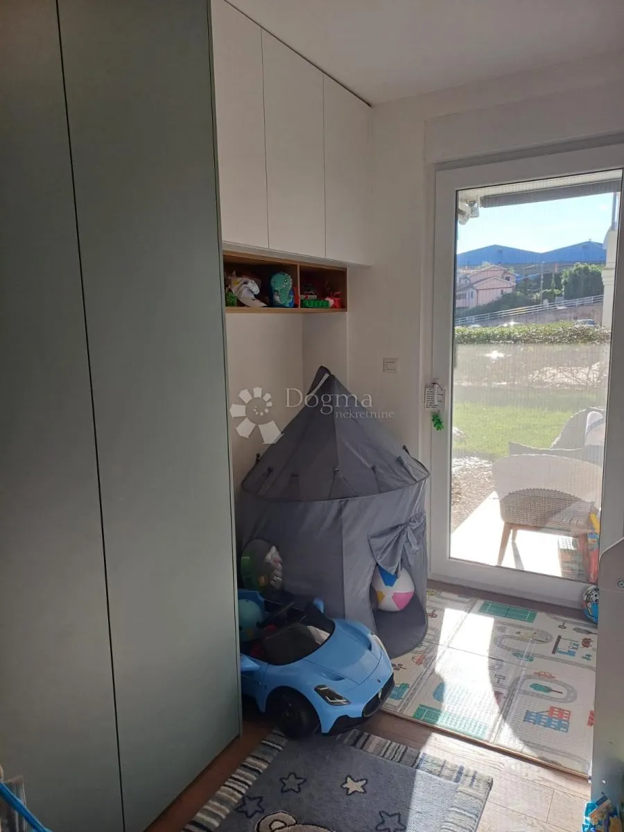 rijeka, srdoči, moderan 2s+db stan s vrtom i parkirnim mjestom - slika 10