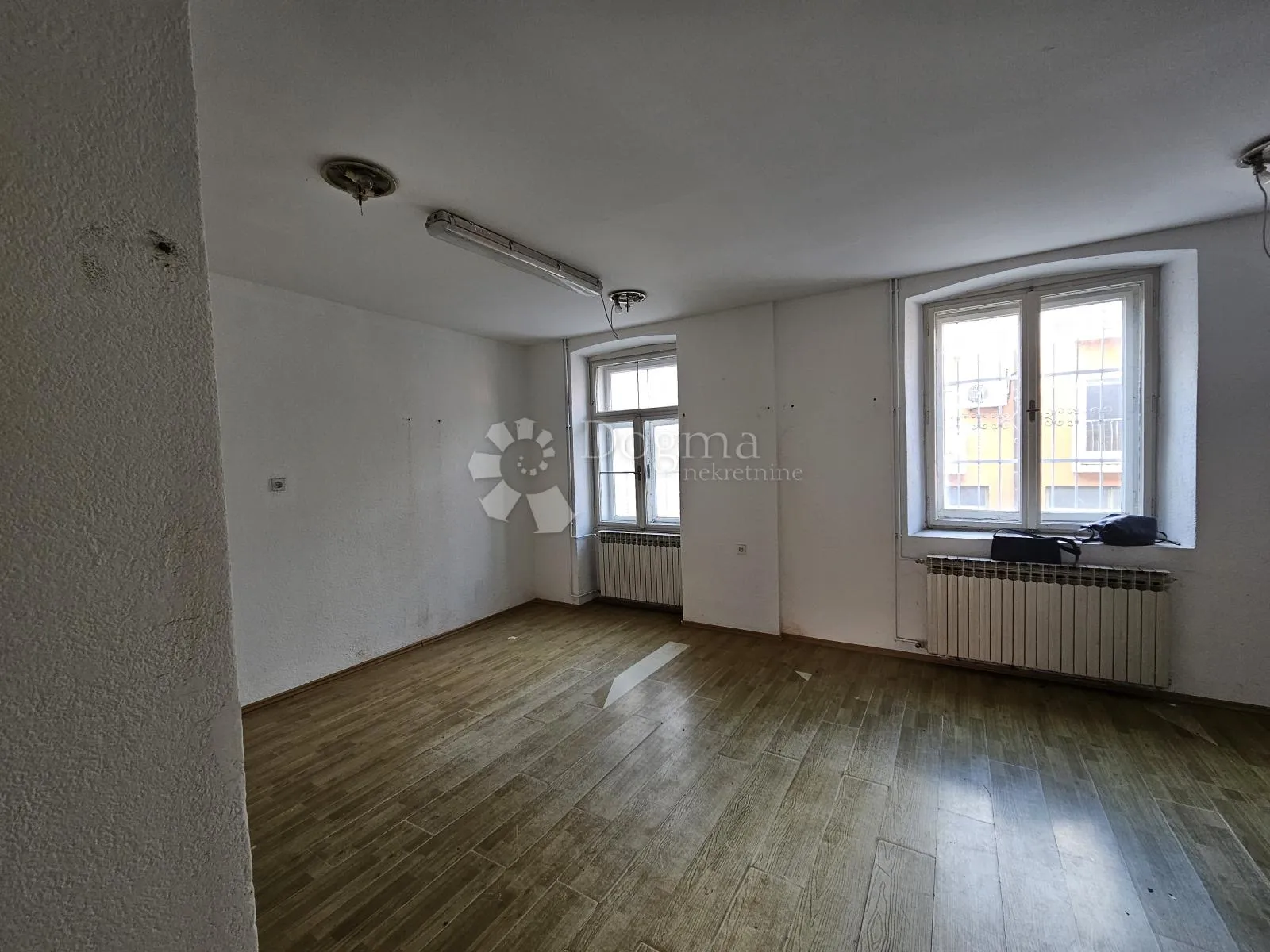poslovni prostor u centru grada - slika 4