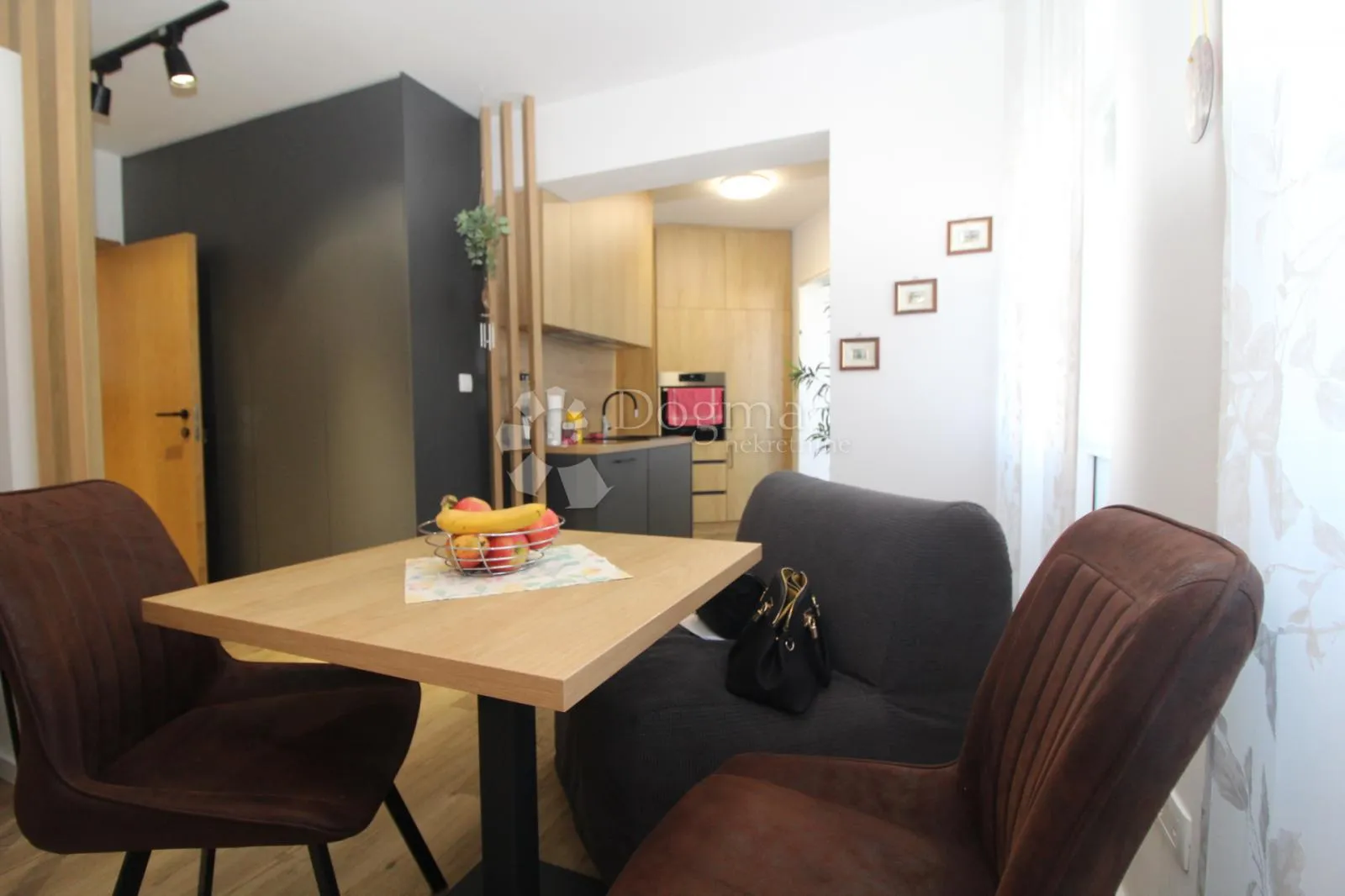 crikvenica dva apartmana - slika 6