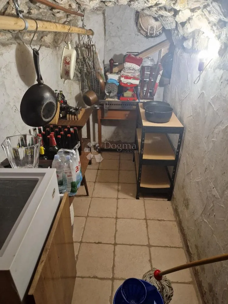 kamena ljepotica sa pogledom na more - slika 19