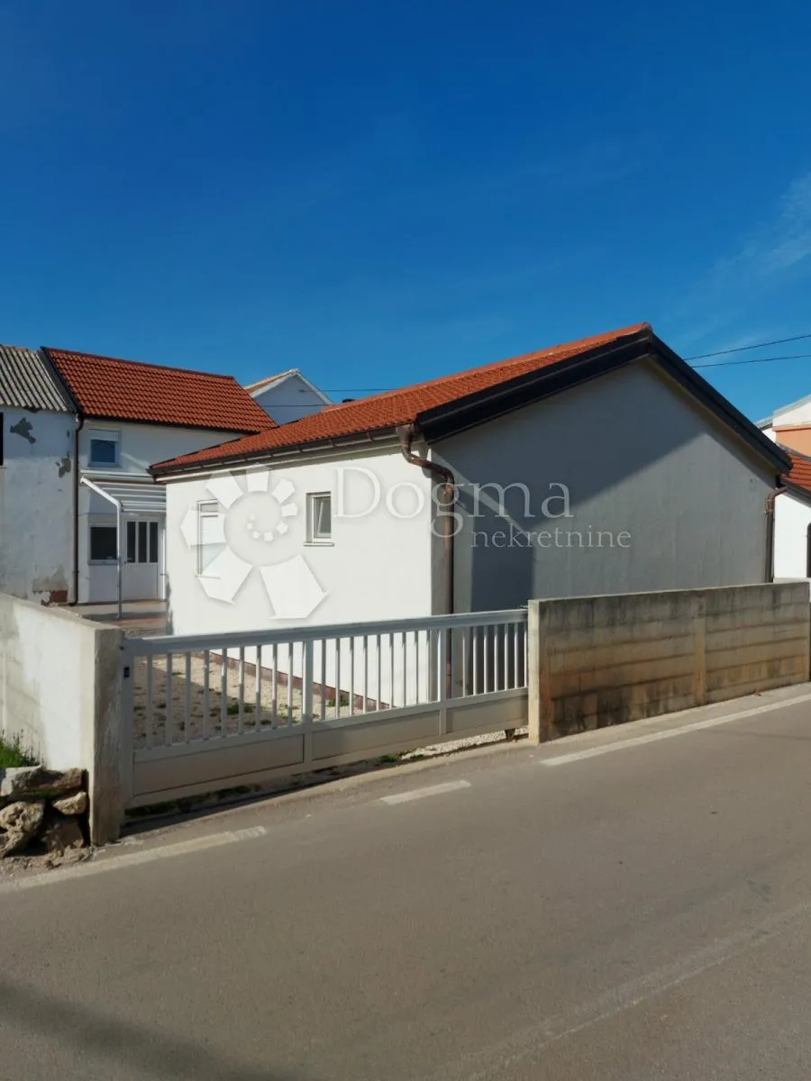 vir, zadar --dvije kuće - slika 2