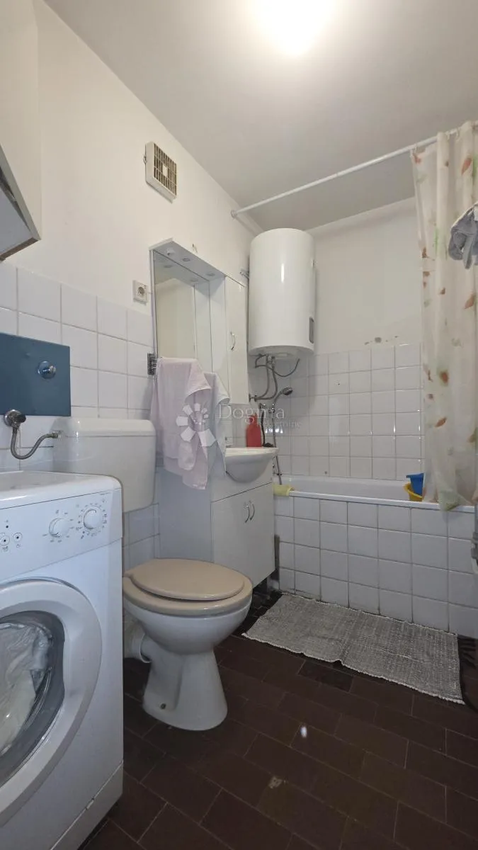 obiteljski stan na odličnoj lokaciji, 2s +db, 68 m2 - slika 7