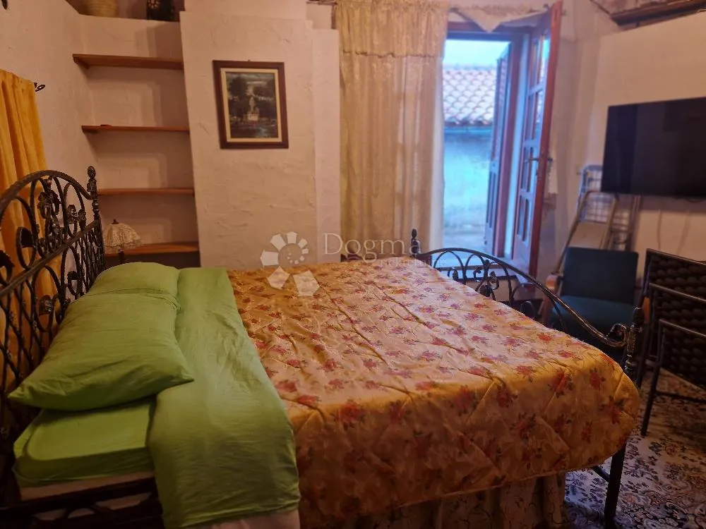 kamena ljepotica sa pogledom na more - slika 16