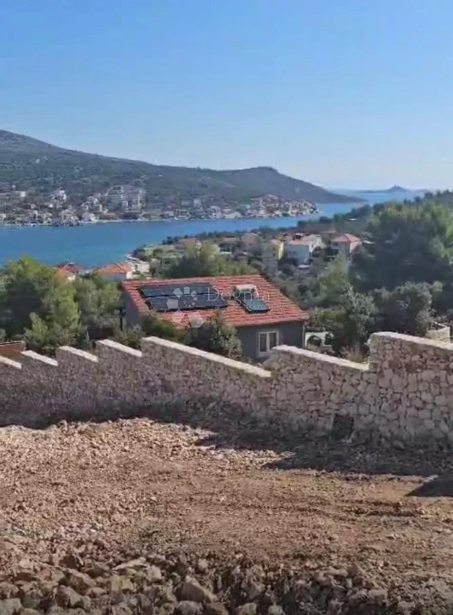 atraktivno građevinsko zemljište- vinišće - slika 3