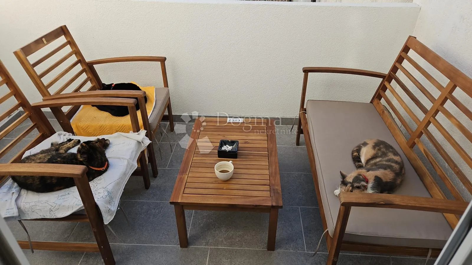 novalja, novouređen apartman sa pogledom na more - slika 8