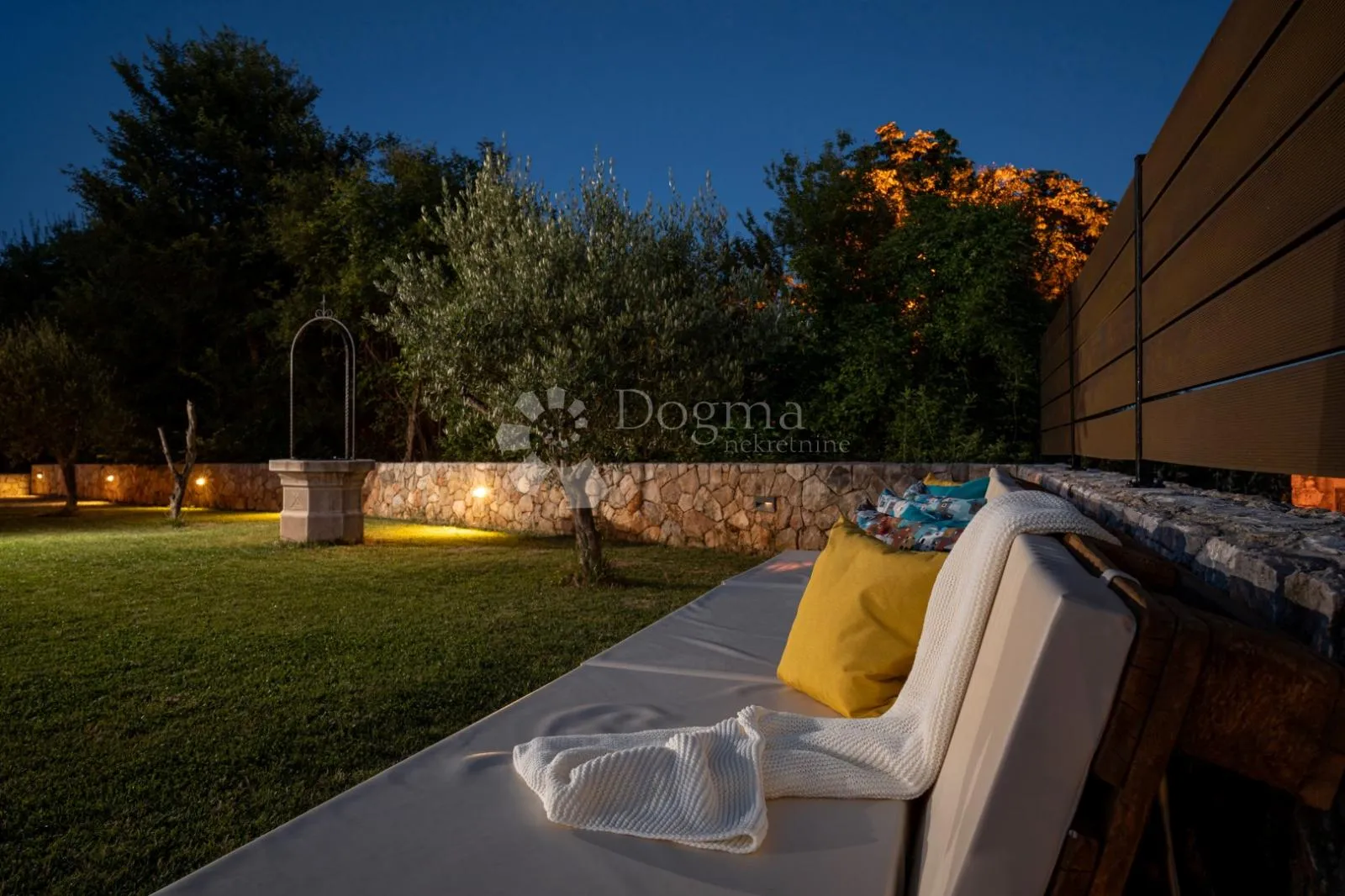otok krk samostojeća vila - slika 59