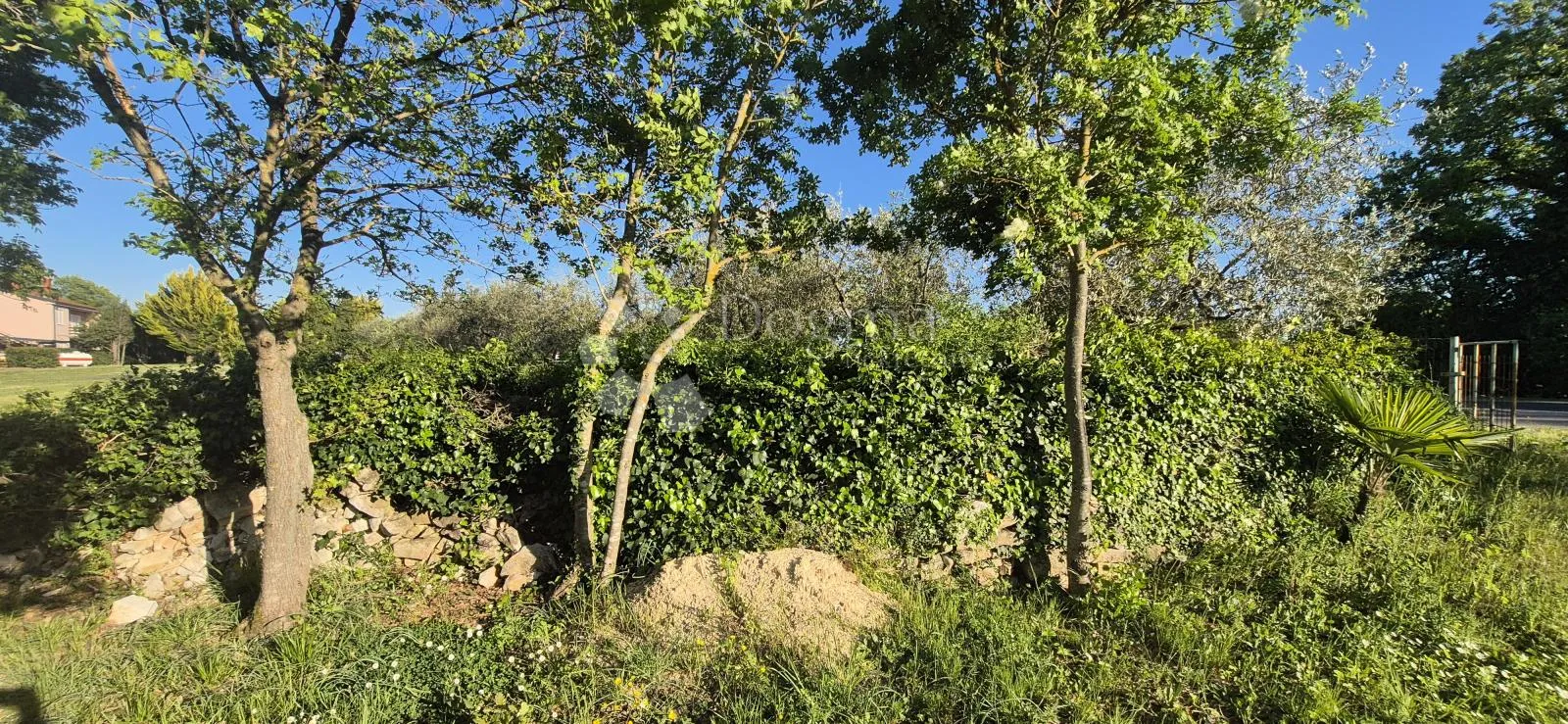kombinirano građevinsko 950 m2 +poljoprivredno zemljište 1773 m2 - slika 28