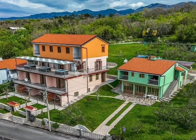 crikvenica,dvije kuće na velikom imanju,i panoramskim pogledom na more - slika 2
