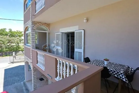 bibinje - apartmanska kuća prvi red do mora - slika 34