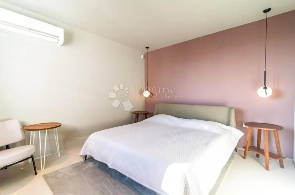 buje - moderna vila s 4 spavaće sobe i prekrasnim pogledom - slika 11