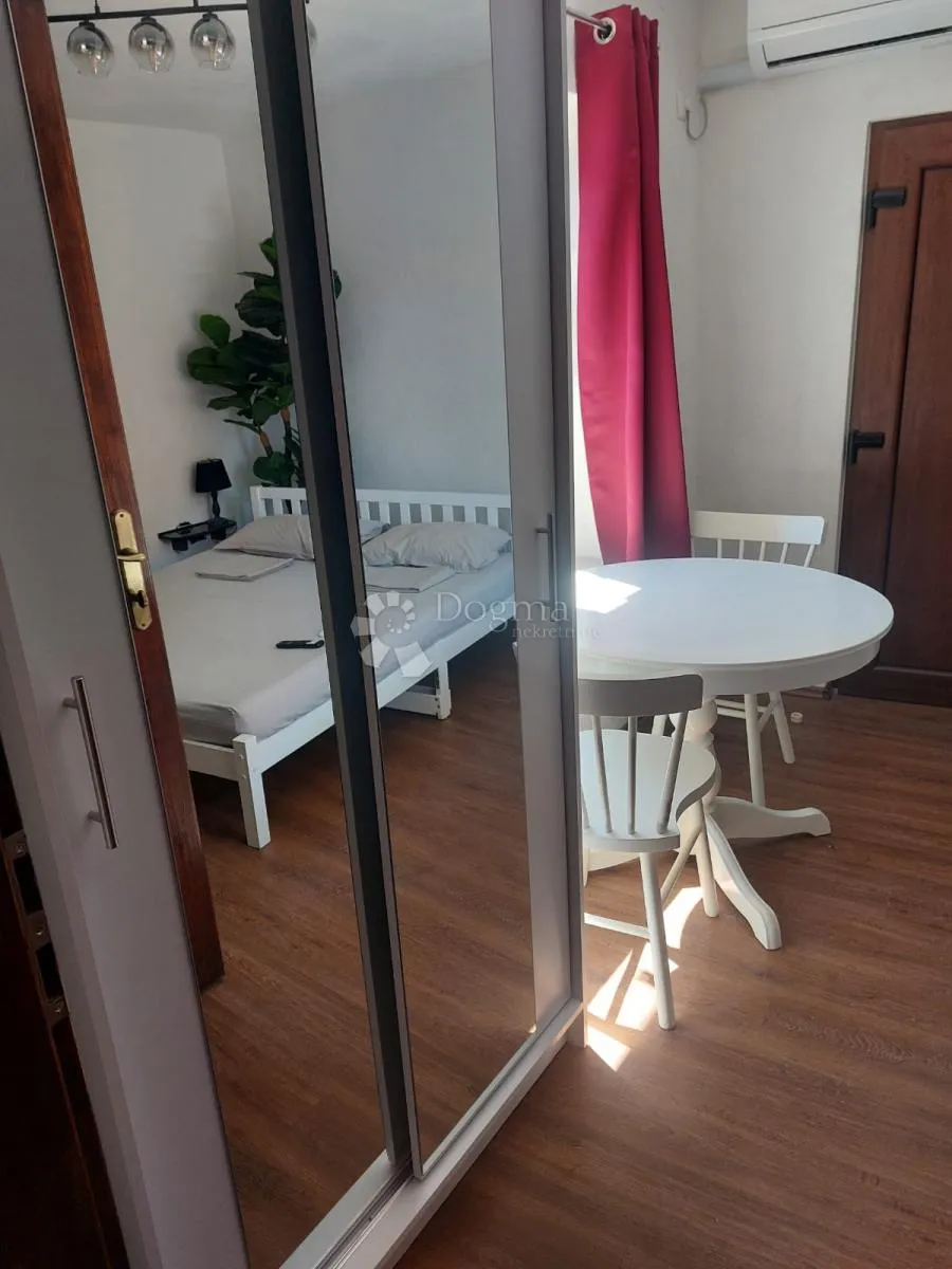 studio apartman- centar rovinja- drugi red do mora - 50 m od mora - slika 24
