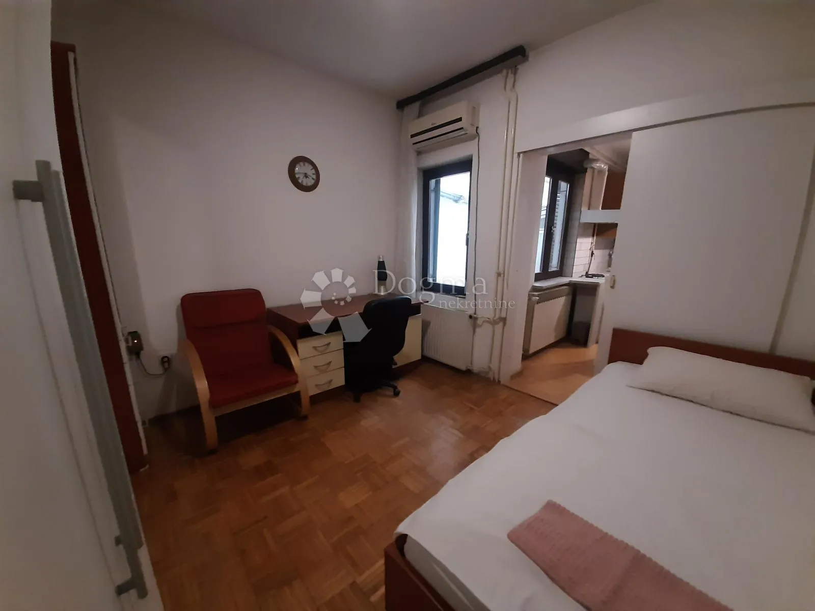 dva stana u jednom, 50 m2, terasa, parking, trešnjevka - slika 6