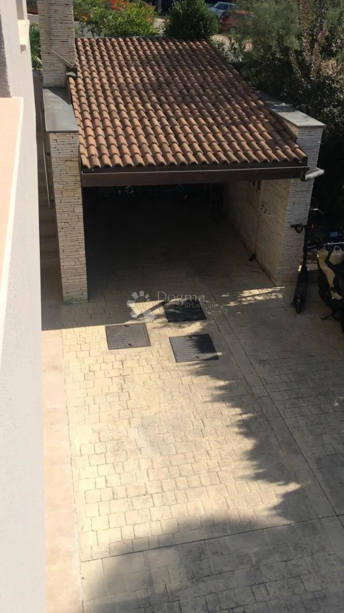 kuća moderna blizu mora, bazen, prilika! - slika 6