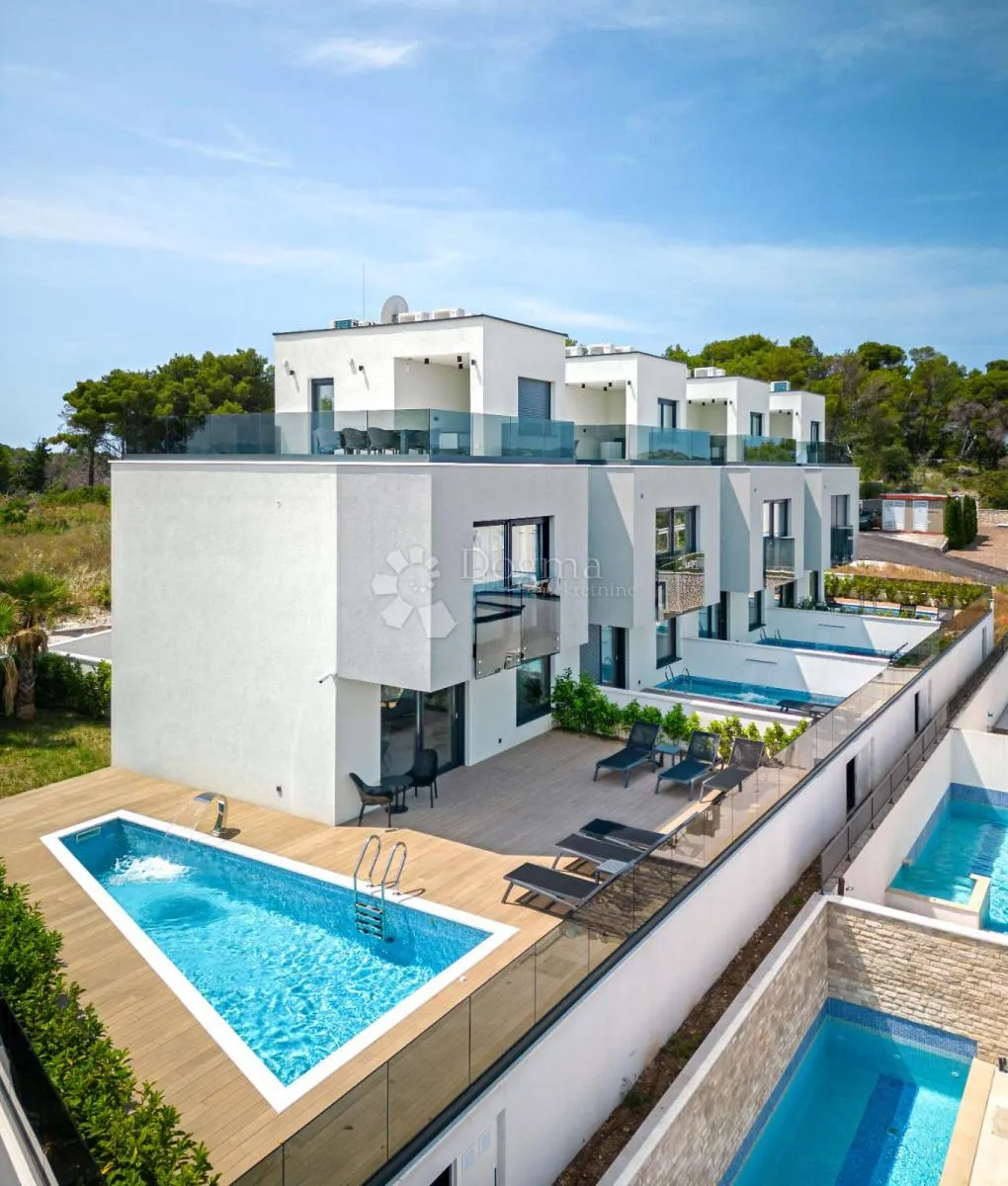 trogir/čiovo - predivna villa s bazenom i pogledom - slika 3