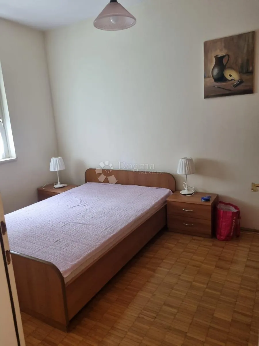 stan u centru njivica, krk - slika 7