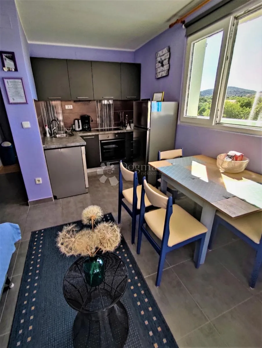 predivna apartmanska kuća na odličnom mjestu - slika 2