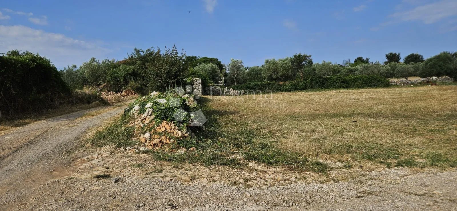 atraktivno zemljište idealno za višestambenu gradnju - slika 5
