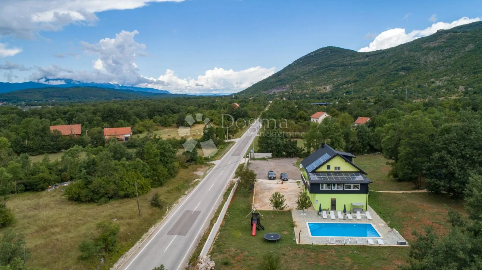 štikada-kuća za odmor s bazenom - slika 3