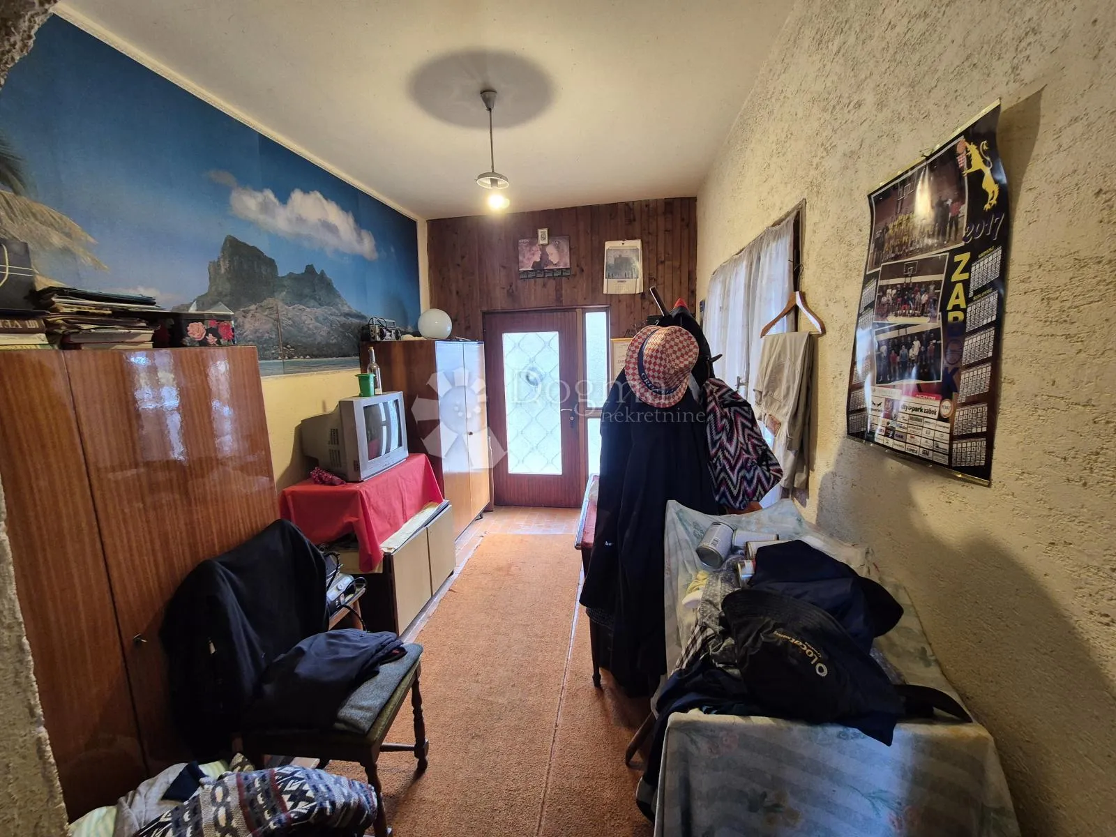 kuća sa ogromnim potencijalom svega 600m od strogog centra zaboka! - slika 6