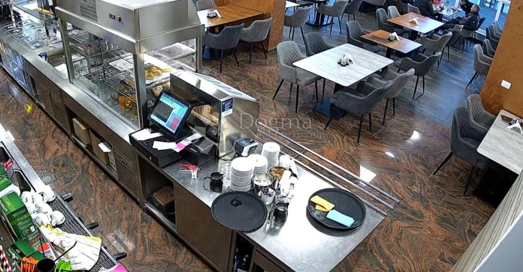 poslovni prostor restorana sa benzinskom pumpom - slika 4